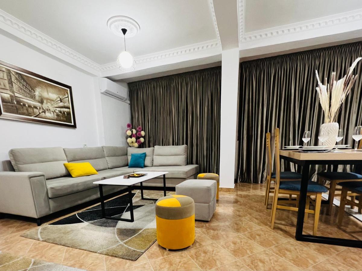 Daily Rent Apartment City Center Elbasan 6 Luaran gambar
