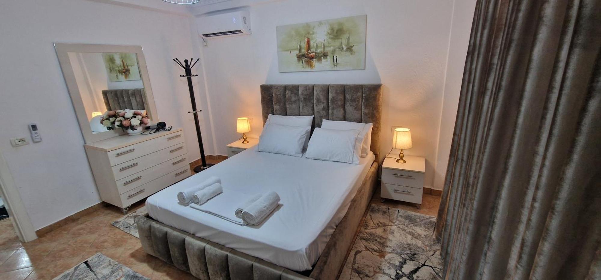Daily Rent Apartment City Center Elbasan 6 Luaran gambar